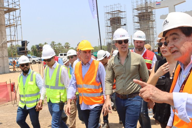 Com o presidente do Paraguai, Deputado Paulo Corrêa visita obras da Ponte Bioceânica