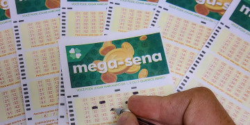 Mega-Sena acumula novamente e prêmio vai a R$ 53 milhões