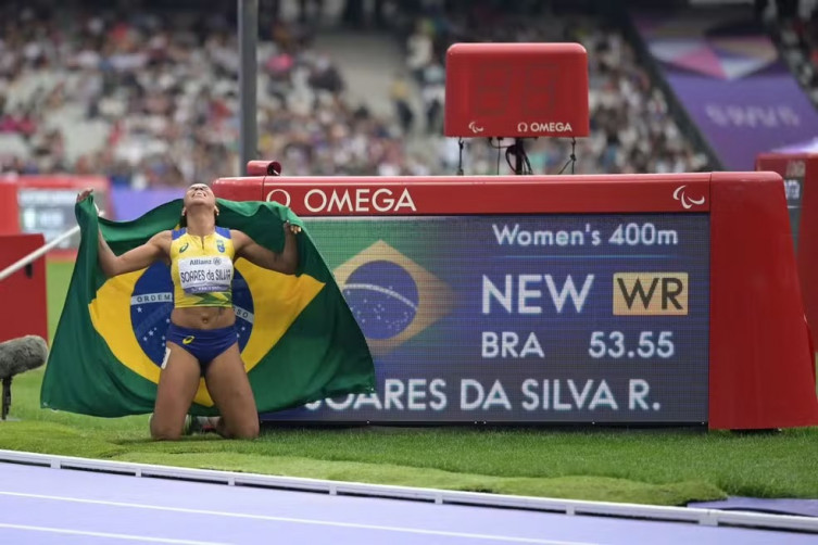 Com ouro e recorde no atletismo, Brasil bate recorde de medalhas nas Paralimpíadas