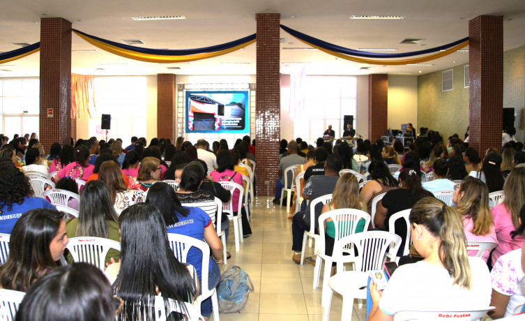 Educação Municipal realiza entrega do Prêmio Excelência Professor 2024