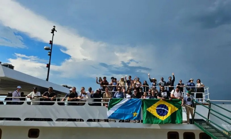 Inovação no Pantanal: Soluções Sustentáveis para Comunidades Ribeirinhas e Desafios Ambientais!