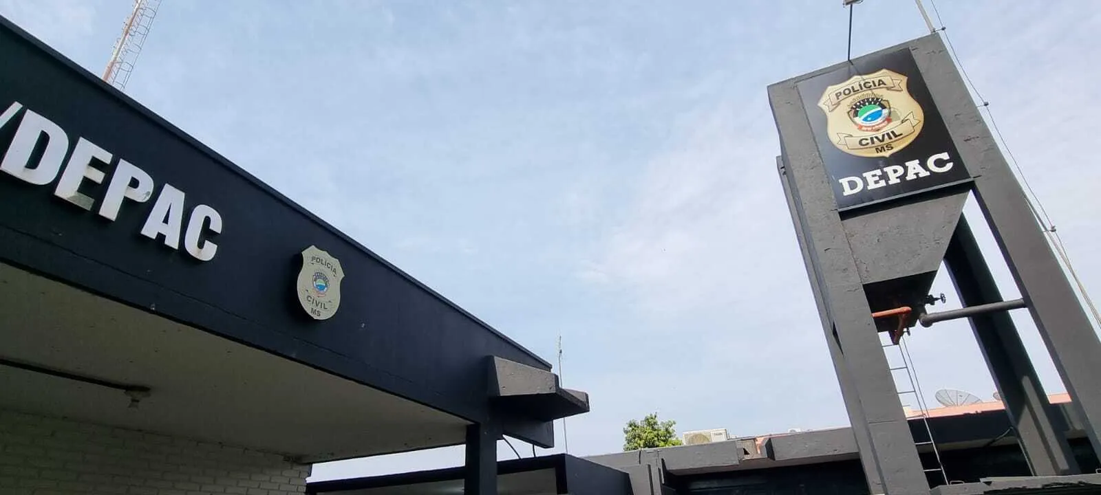 Adolescente mata padrasto a machadadas após presenciar agressão contra a mãe em Dourados