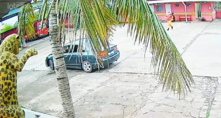 Bombeiro salva criança de 2 anos engasgada com bala em Corumbá