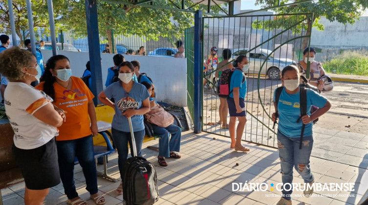 Alunos da Reme retornam à sala de aula; escolas seguem medidas de prevenção contra a gripe