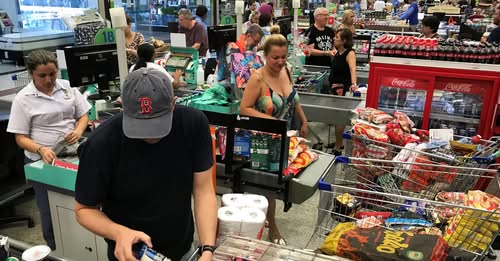 Brasil cria 213 mil empregos formais em setembro, mas resultado é menor que em 2024