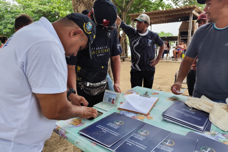 Cursos formam ribeirinhos para atuação profissional e fortalecem segurança fluvial no Pantanal