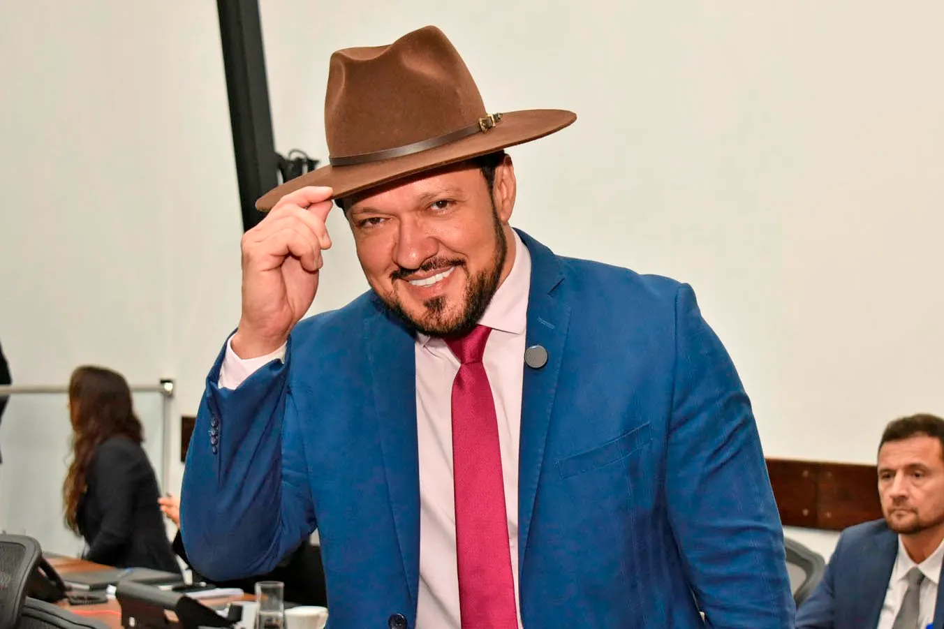 Julgamento que pode cassar deputado é adiado mais uma vez pelo TSE