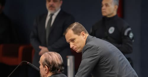 Mauro cid cumpre audiência no STF e tem tornozeleira eletrônica removida