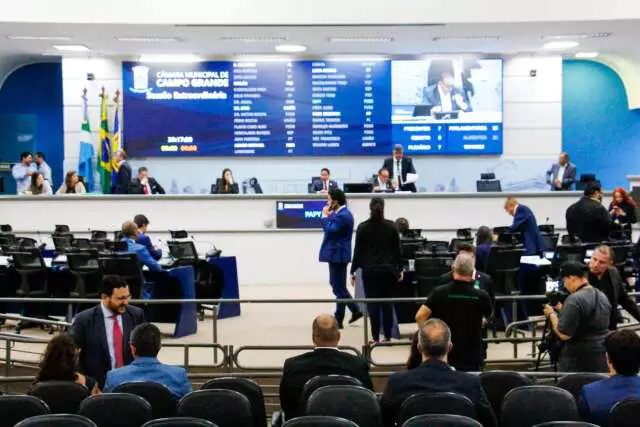 Câmara derruba cobrança da taxa do lixo no IPTU em Campo Grande