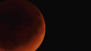 Eclipse lunar vai esconder 96% da Lua no céu de Mato Grosso do Sul