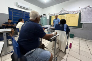 Em Corumbá, busca ativa da Semed visa reinserir jovens e adultos no Ensino Fundamental