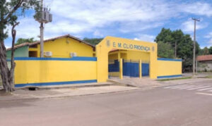 Em parceria com o Senai, escola Clio Proença realiza aula inaugural do Programa Primeiros Passos