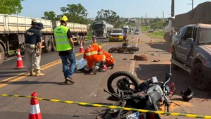 Operador de empilhadeira morre em acidente com caminhonete e duas motocicletas na BR-163 