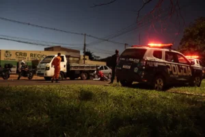 Motorista envolvida em acidente com morte na Gunter Hans é presa por estar com CNH suspensa