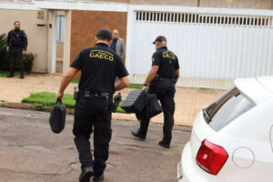 Esquema de desvio de drogas por policiais é alvo da Operação Infiltrados em MS