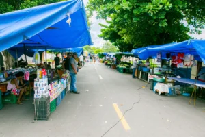 R$ 6 MILHÕES no centro: Começa a reconstrução do Mercadão de Corumbá; veja como os 12 meses de obra poderão afetar o trânsito e a feira de domingo
