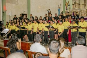 “Que Cantem as Crianças” reúne corais e banda em apresentação esta noite em Corumbá